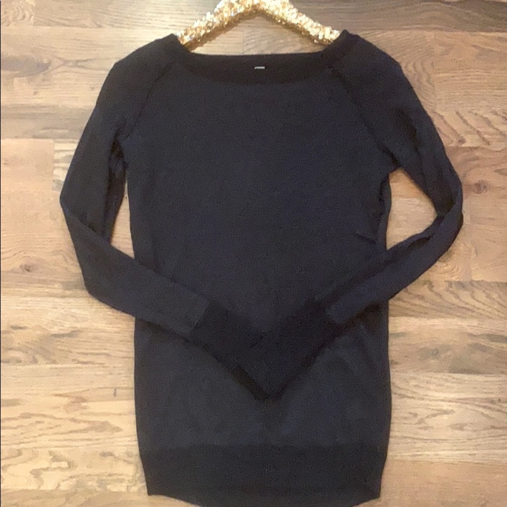 lululemon athletica reversible l/s pullover